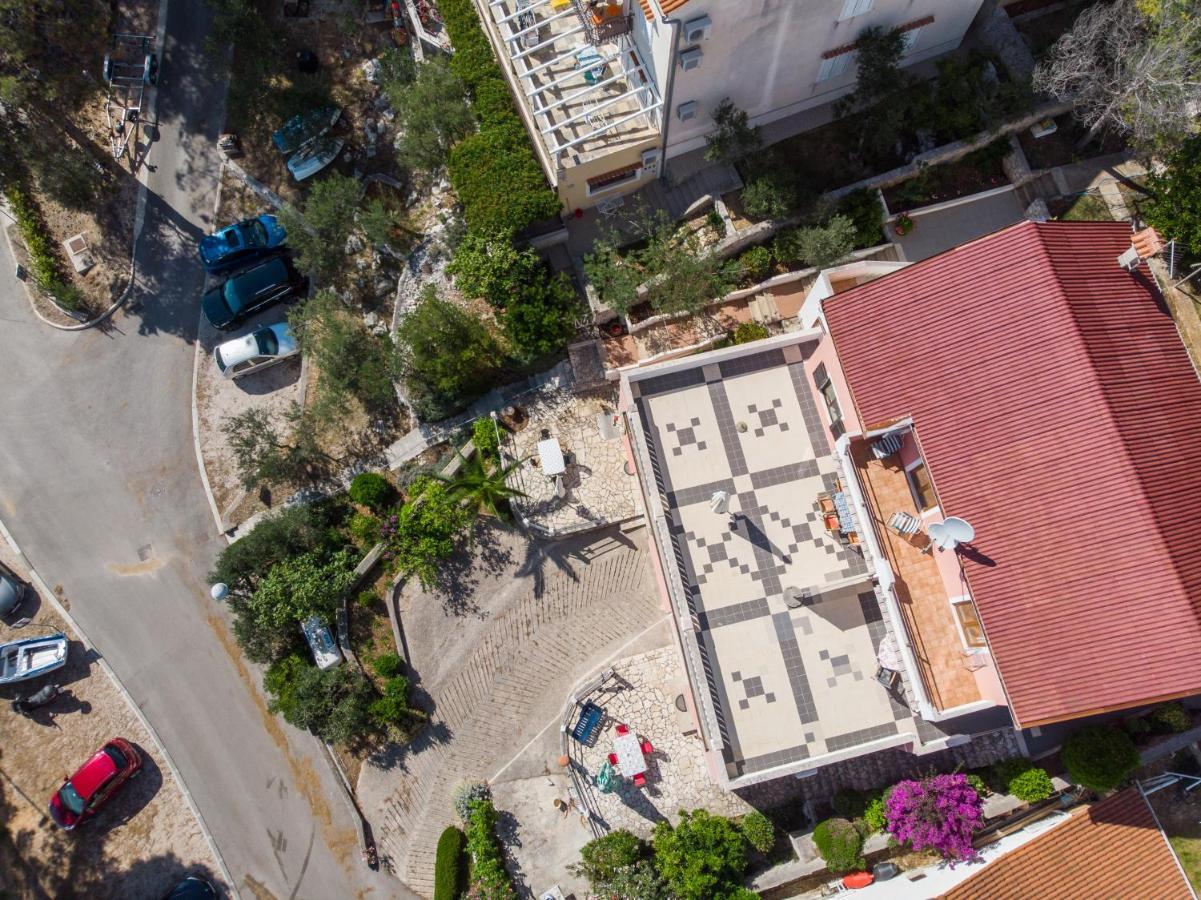 Apartments Villa Julija Mali Losinj Exterior photo