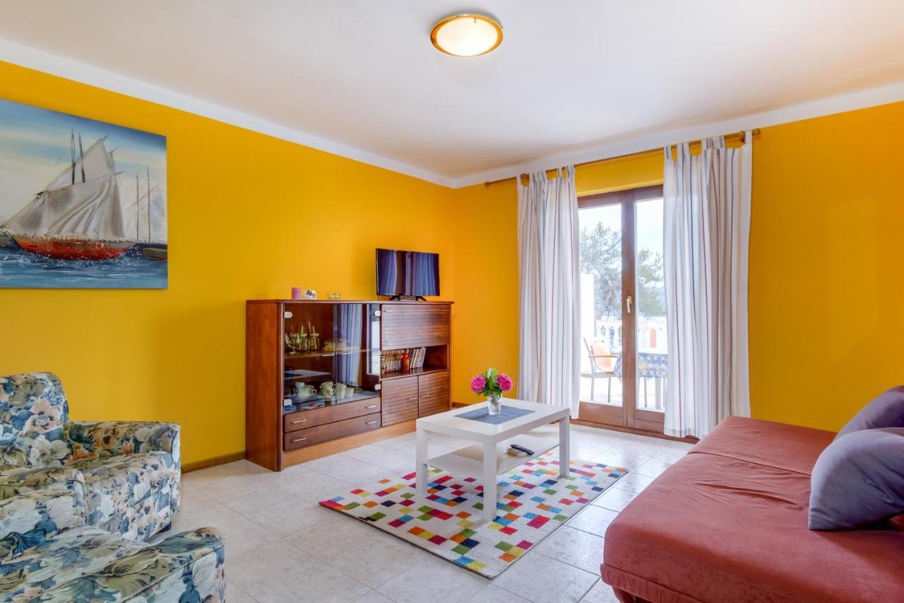 Apartments Villa Julija Mali Losinj Exterior photo