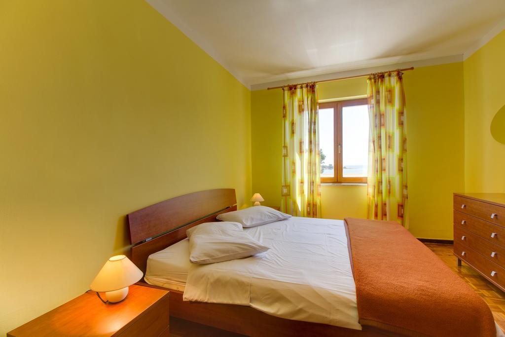 Apartments Villa Julija Mali Losinj Room photo
