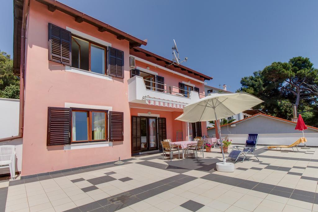 Apartments Villa Julija Mali Losinj Room photo