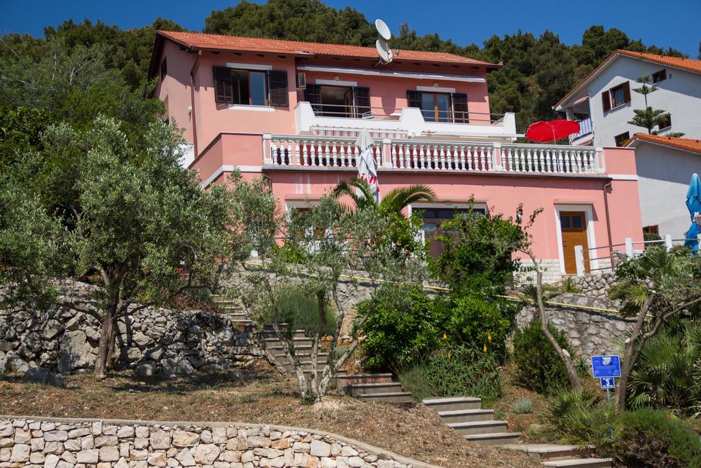 Apartments Villa Julija Mali Losinj Exterior photo