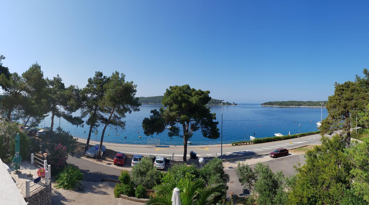 Apartments Villa Julija Mali Losinj Exterior photo
