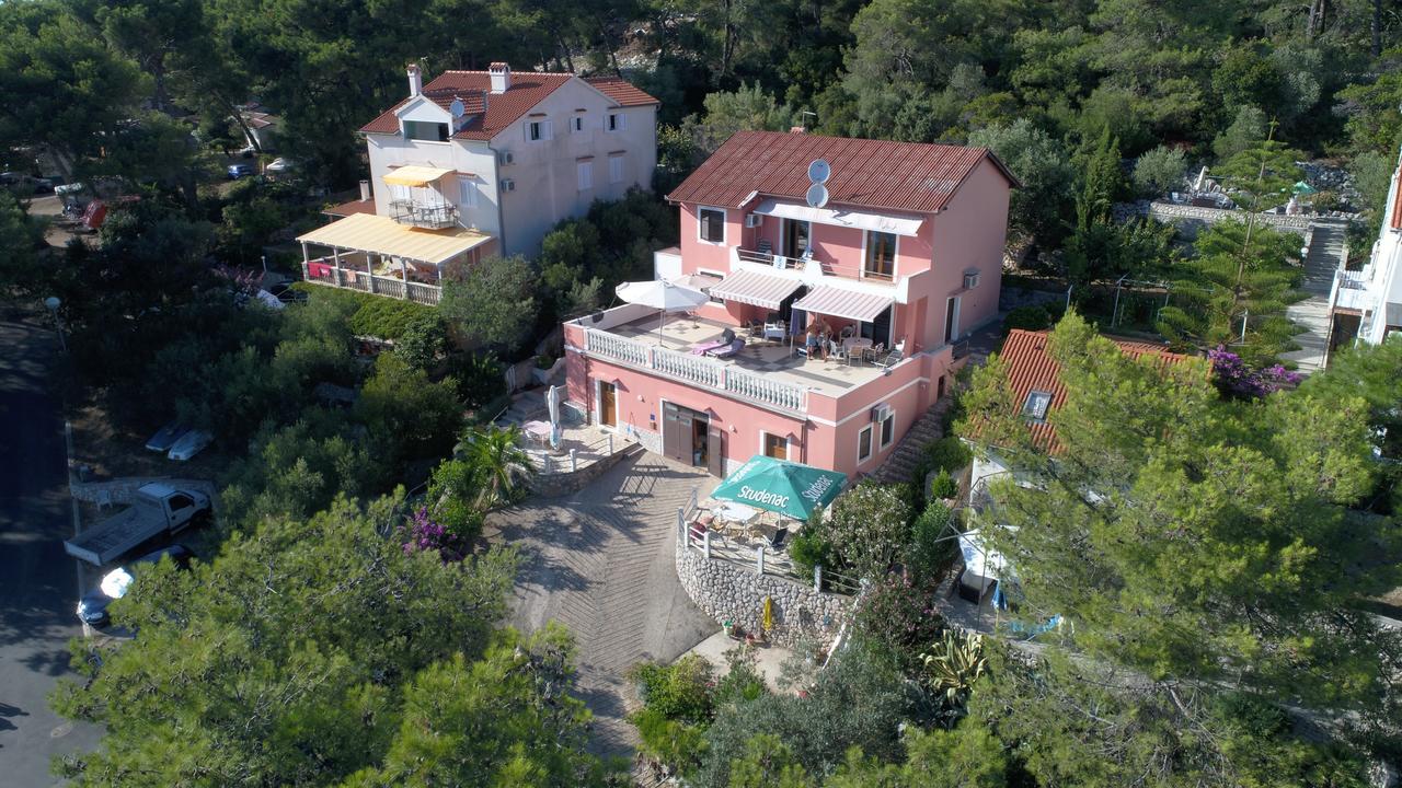 Apartments Villa Julija Mali Losinj Exterior photo