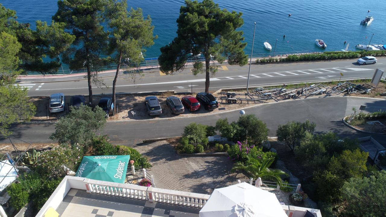 Apartments Villa Julija Mali Losinj Exterior photo